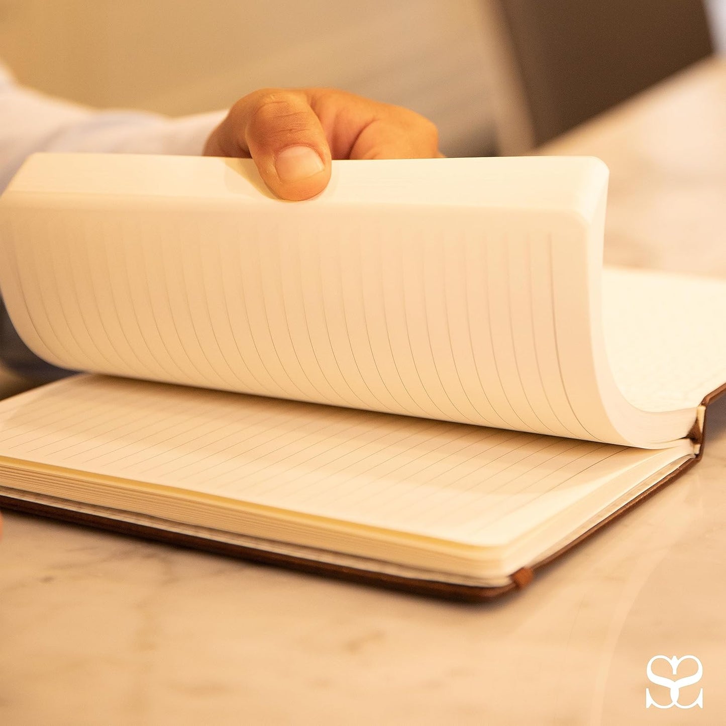 Journal Notebook for Writing, Vegan Leather Hardcover Notebook - Pen loop, Back Pockets & Lay-Flat design, 120 GSM A5 College ruled Bleed free Paper, Gift Set for Men and Women, Saphire Blue