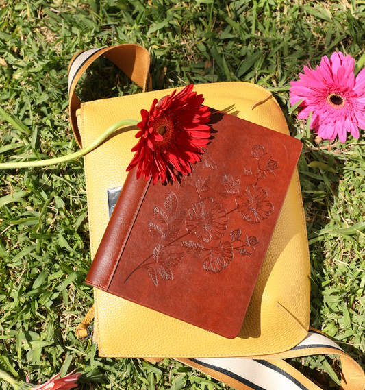 5 Reasons a Journal Beats Flowers This Mother’s Day