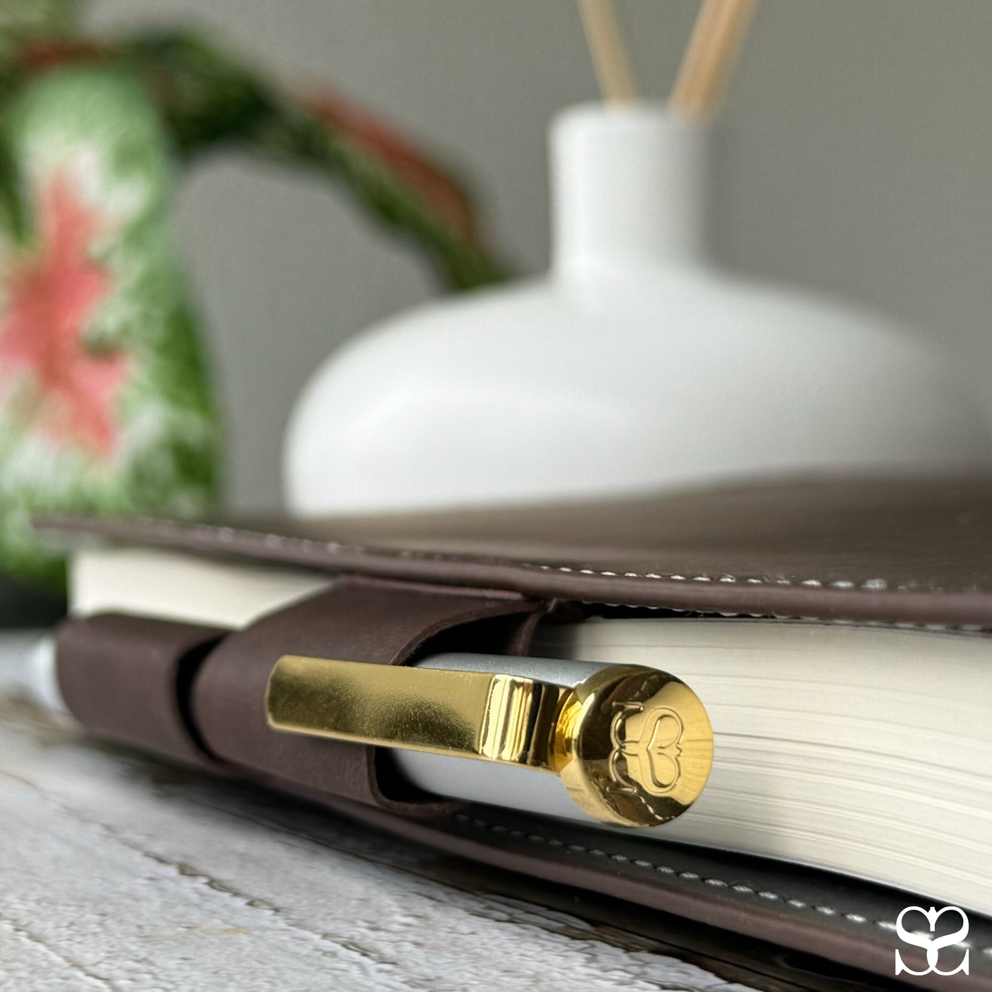 SETTINI® Tree of Life Refillable Writing Journal for Women & Men - Vegan Leather Lined Journal Notebook with Premium Pen - A5, 8.75 x 6 inches, 256 Pages of 100gsm Paper, Beautiful Gift Box Included